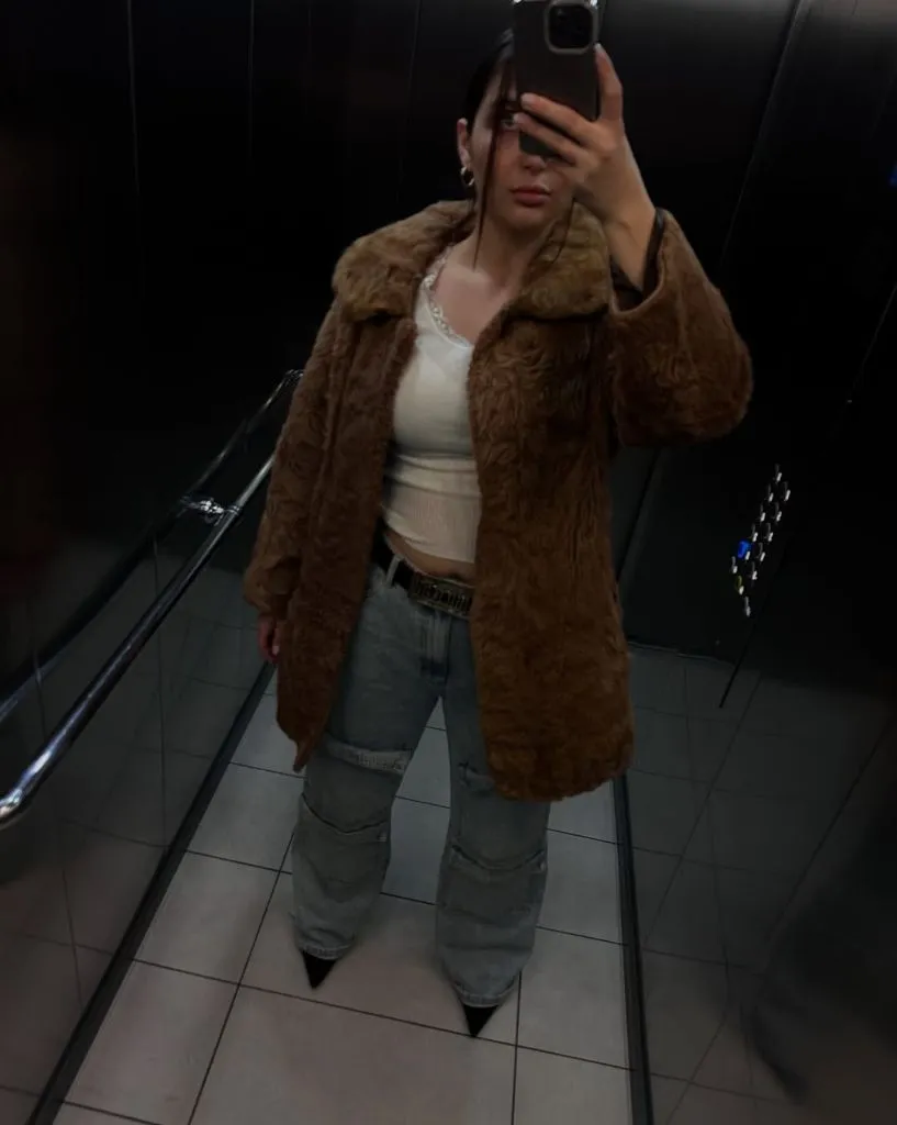 Fall Outfits for Plus Size Women 2026 Warm Teddy Coat With Vintage Edge