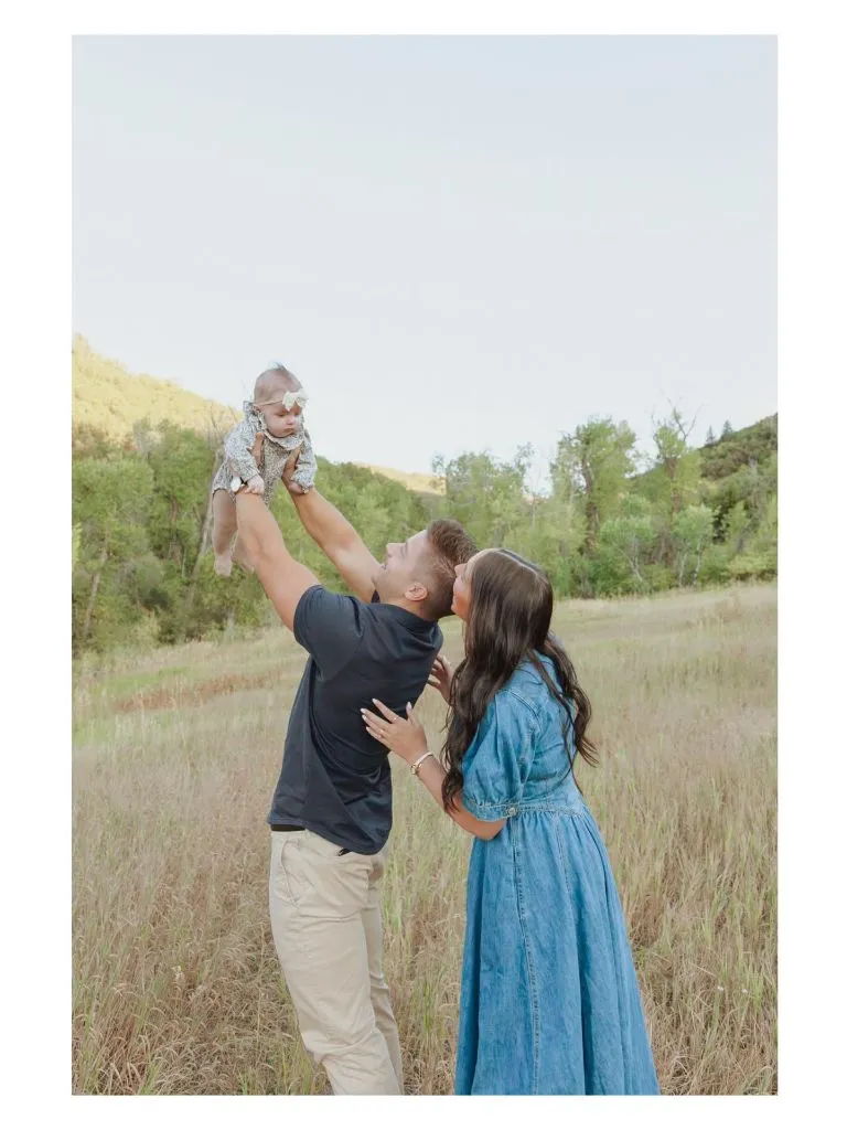 Fall Family Picture Outfits 2026 Denim and Golden Fields With a Baby Girl