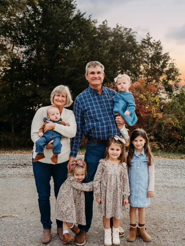 Fall Family Picture Outfits 2026 Grandparents and Grandkids in Autumn Dusk