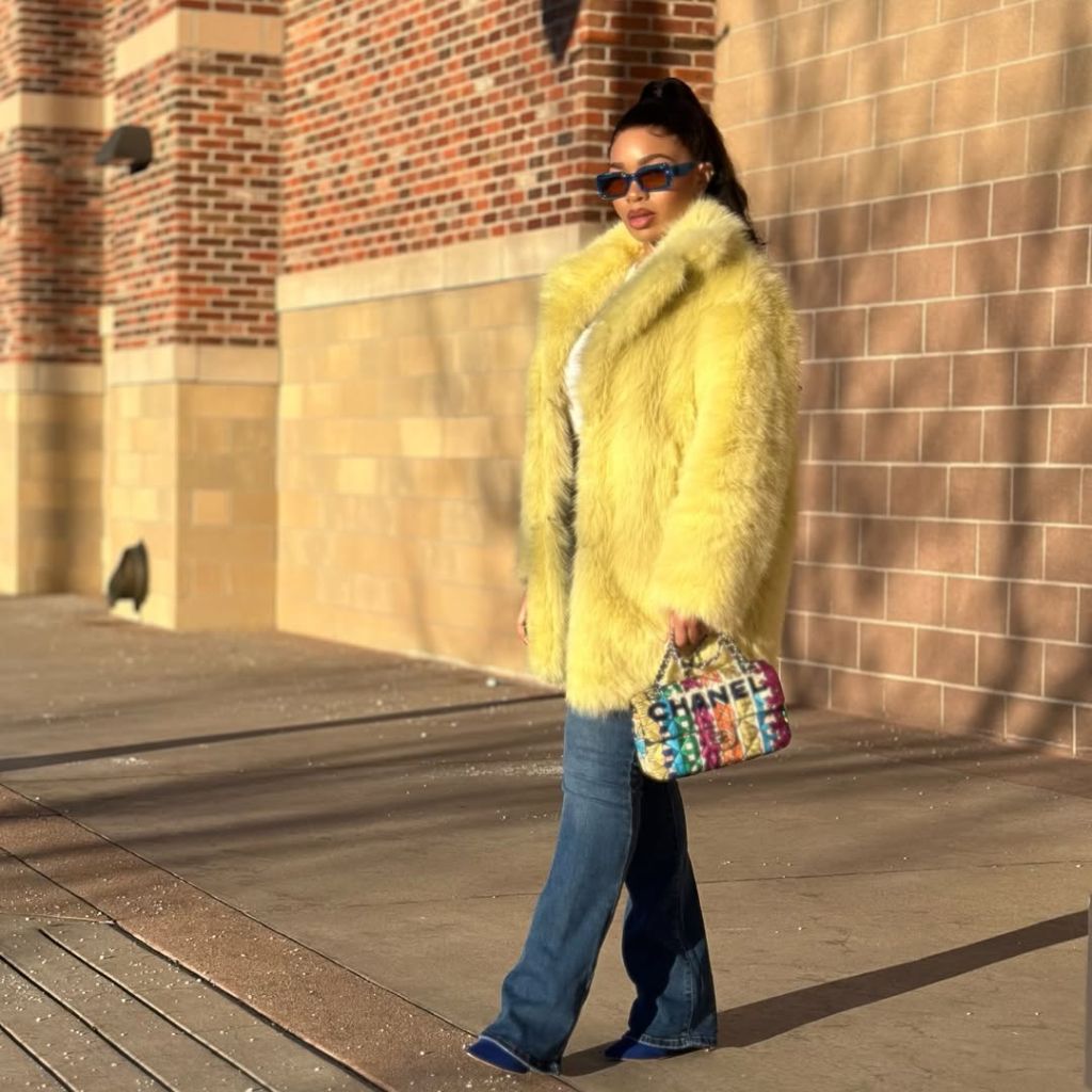 Fall Outfits for Black Women in 2026 Yellow Faux Fur Coat With Wide-Leg Jeans for Statement Dressing