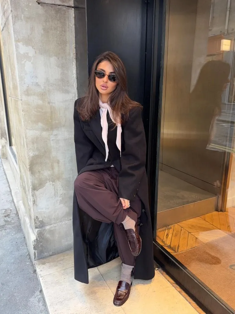 Fall Outfits With Coat 2026 Long Black Overcoat With Bow-Tie Blouse and Burgundy Trousers