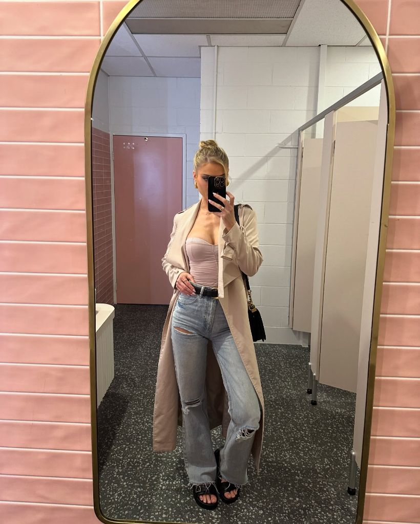Fall Date Night Outfits 2026 Soft Trench Layered Over a Corset for City Nights