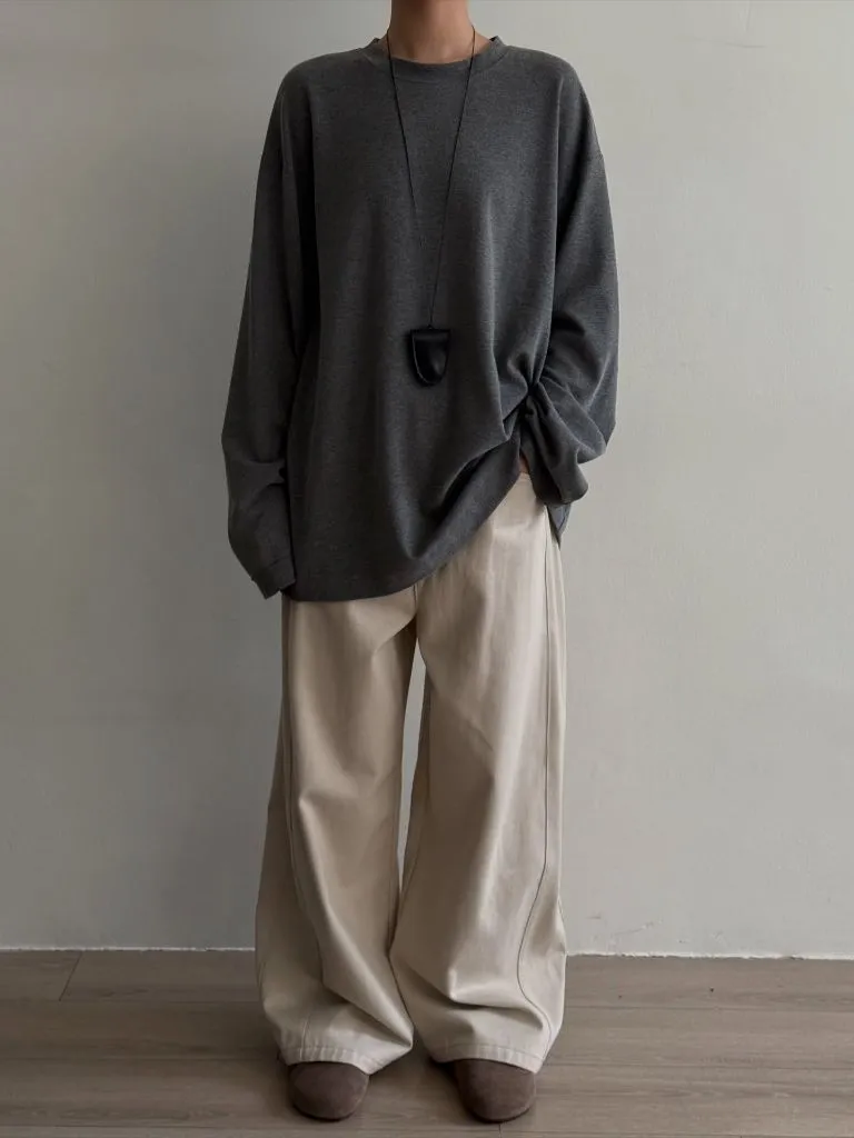 Fall Outfits with Sweater 2026 Charcoal Oversized Long-Sleeve With Cream Wide-Legs