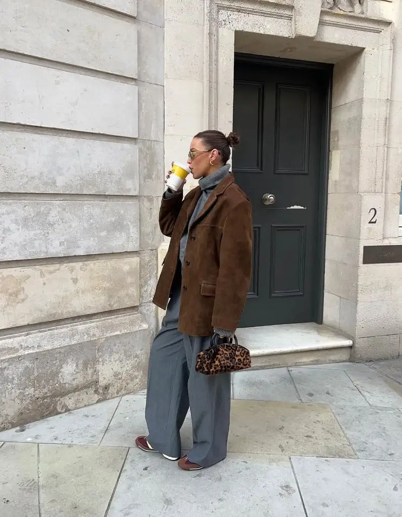 Fall Outfits With Coat 2026 Brown Suede Blazer With Grey Wide-Legs and a Leopard Bag