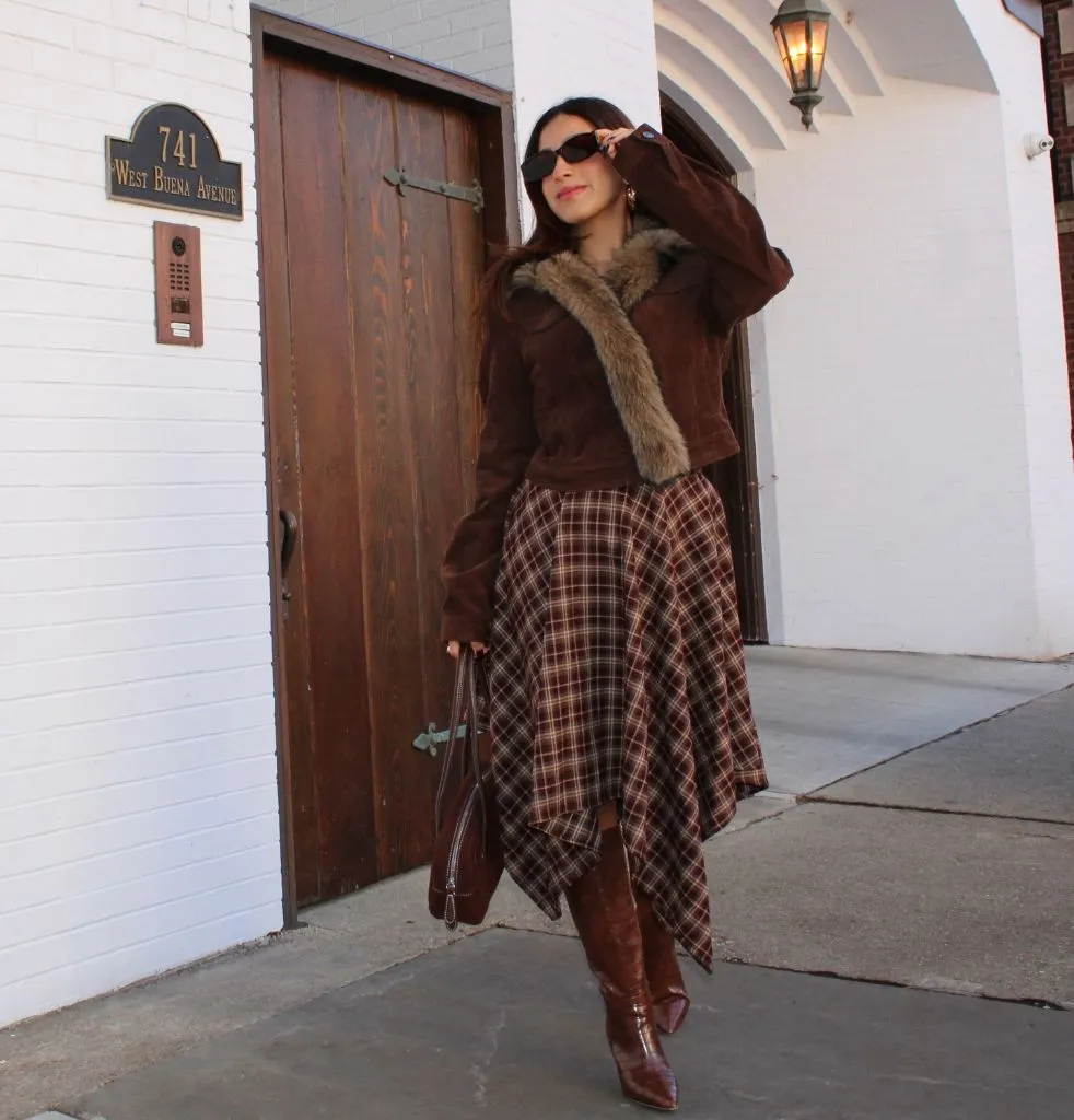 Fall Date Night Outfits 2026 Suede Jacket and Plaid Handkerchief Skirt for a Vintage Fall Walk