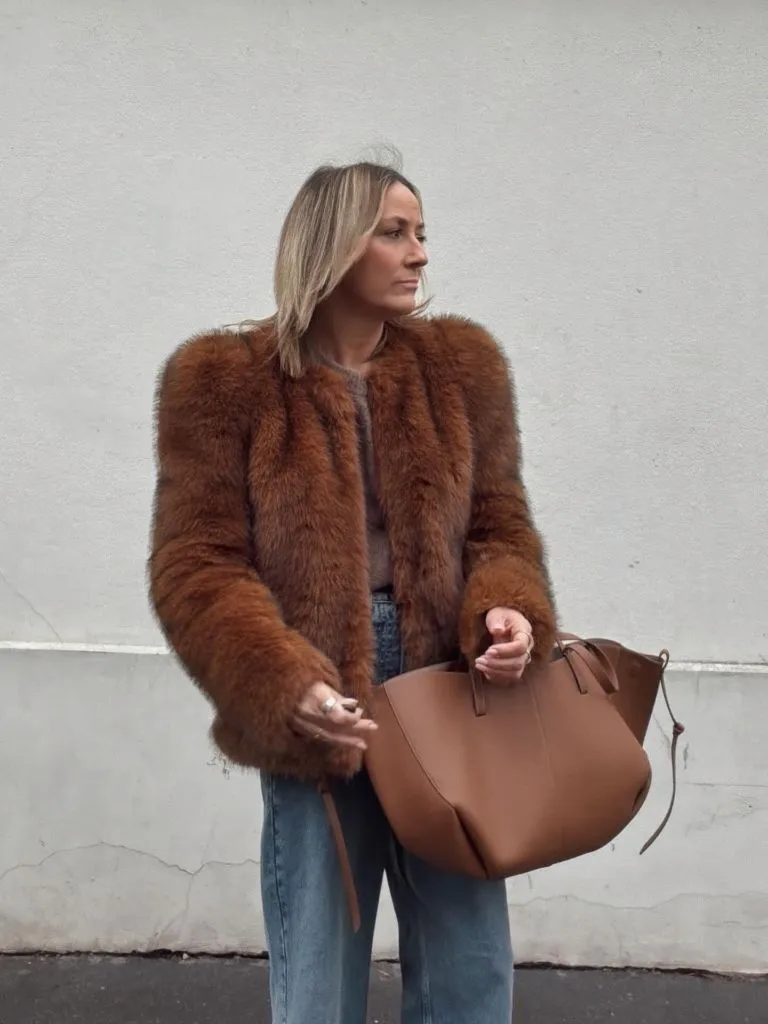 Fall Mom Outfits 2026 Burnt Sienna Faux Fur With Raw Denim