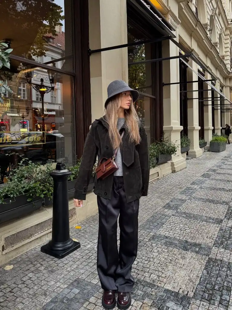 Early Fall Outfits 2026 Grey Felt Bucket Hat With Suede Utility Jacket for European Streets