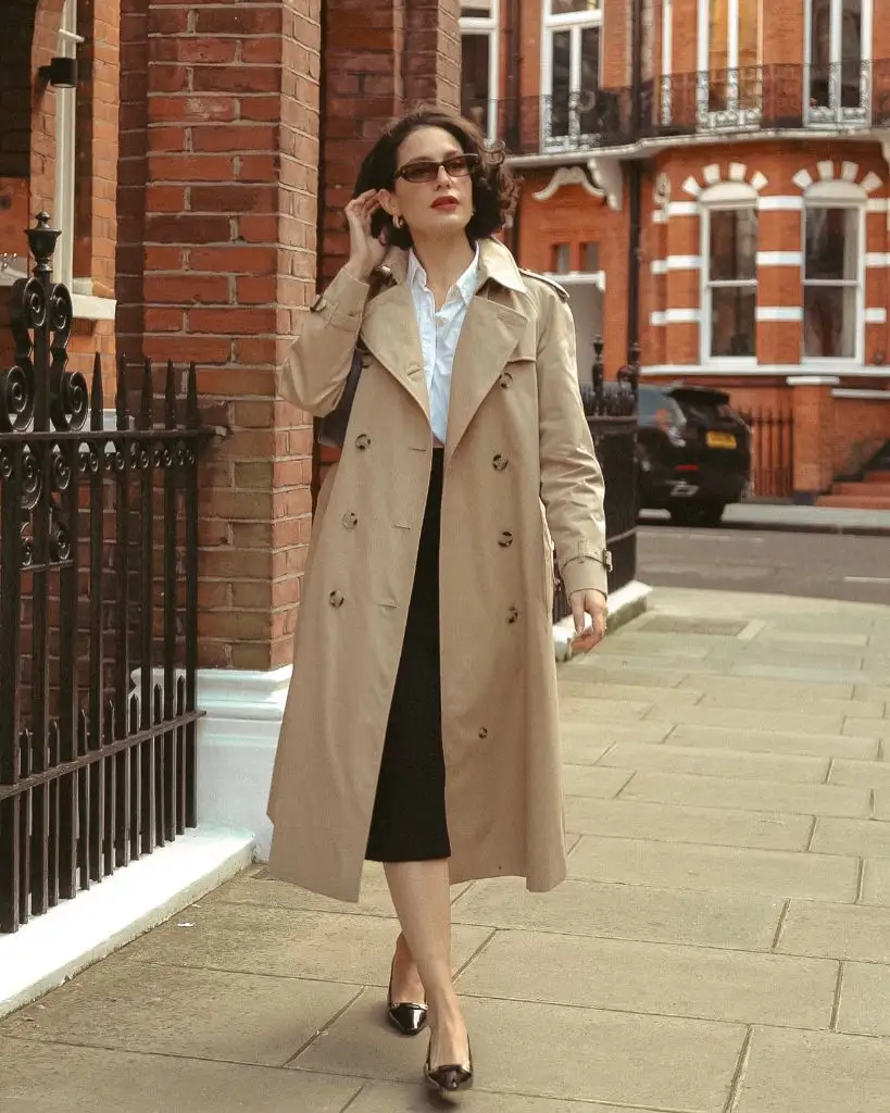 Coat Fall Outfits 2026 Heritage Trench Over Blue Oxford and Pencil Skirt