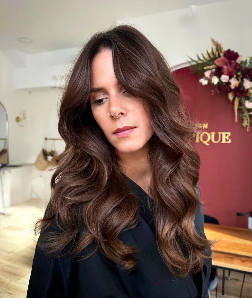 Fall Brunette Hair Colour 2026 Warm Chestnut Brunette with Voluminous Soft Waves