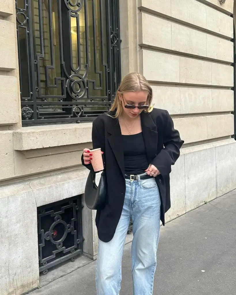 Fall Professional Outfits Women 2026 Black Oversized Blazer With Everyday Denim Ease