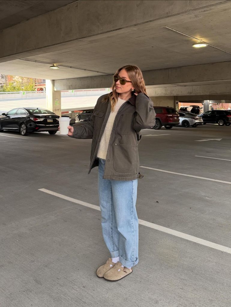 Comfy Fall Outfits 2026 Olive Work Jacket and Cuffed Jeans for Running Around Town