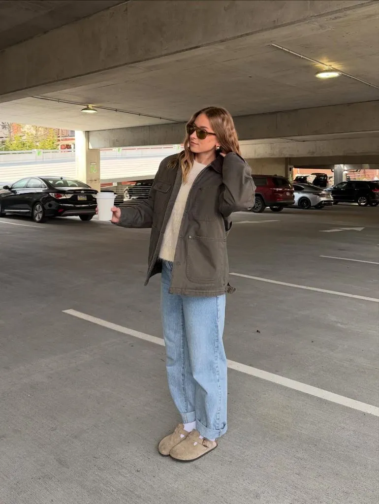 Comfy Fall Outfits 2026 Olive Work Jacket and Cuffed Jeans for Running Around Town