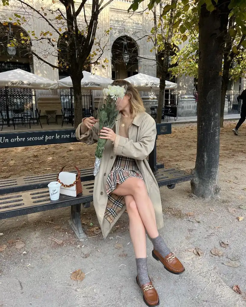 Coat Fall Outfits 2026 Casual Trench With Plaid Lining and Loafers in Paris