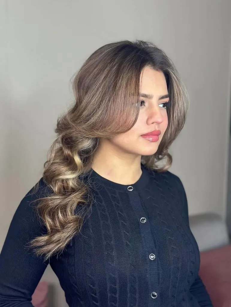 Fall Haircuts for Women 2026 Ashy Brown Side-Swept Layers With Voluminous Body