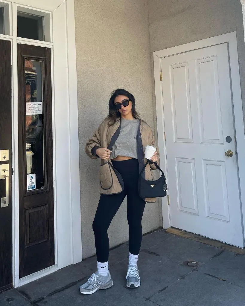 Comfy Fall Outfits 2026 Quilted Jacket and Leggings for a No-Fuss Coffee Run