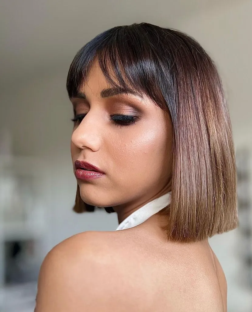 Fall Hairstyles for Short Hair 2026 Sleek Blunt Bob with Dark Ombre and Full Bangs