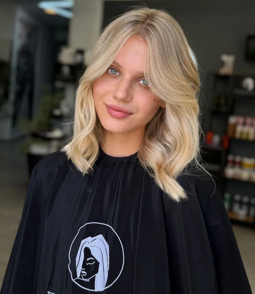 Fall Blonde Hair Colour 2026 Warm Blonde Textured Bob That Makes Fall Feel Lighter