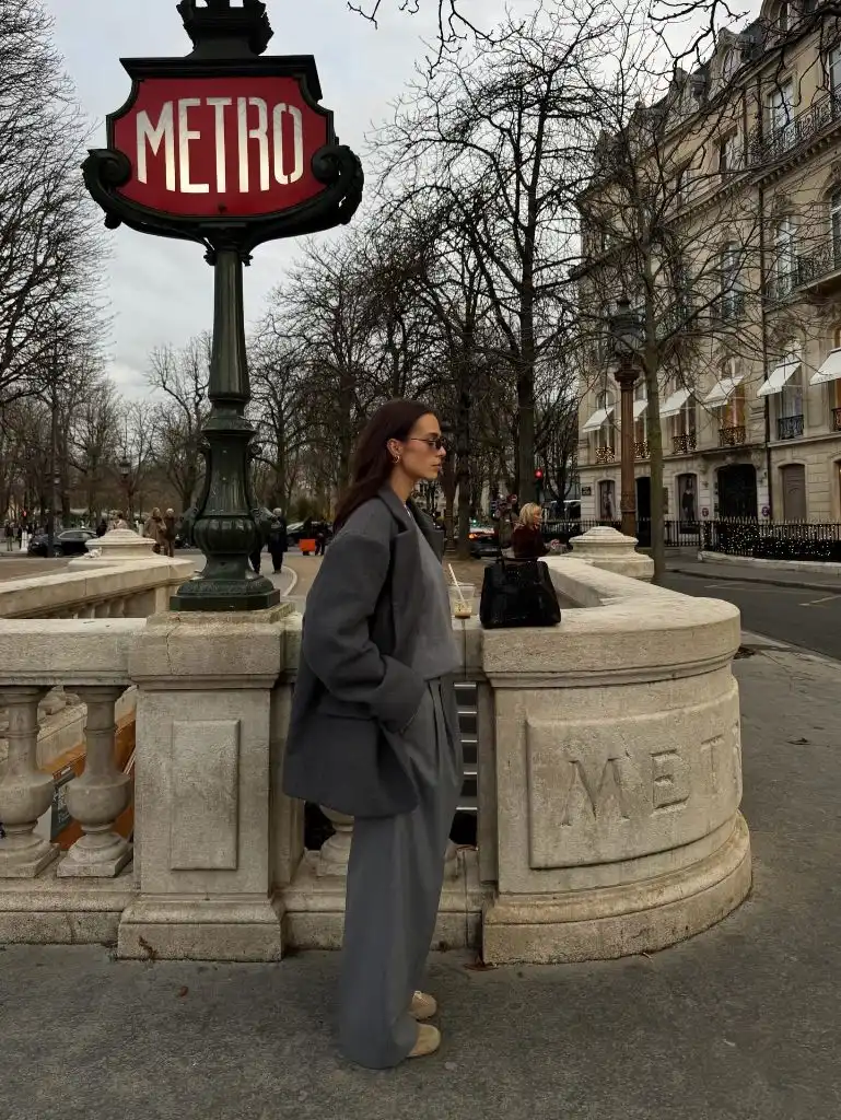 Fall Outfits for 2026 Grey Wool Suit With Metro Station Sophistication