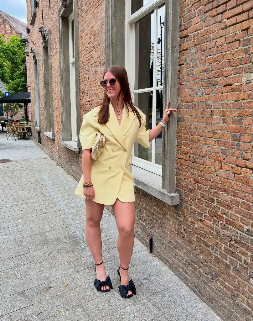 Wide Leg Jeans Outfit Fall 2026 Yellow Blazer Dress With Black Bow Heels