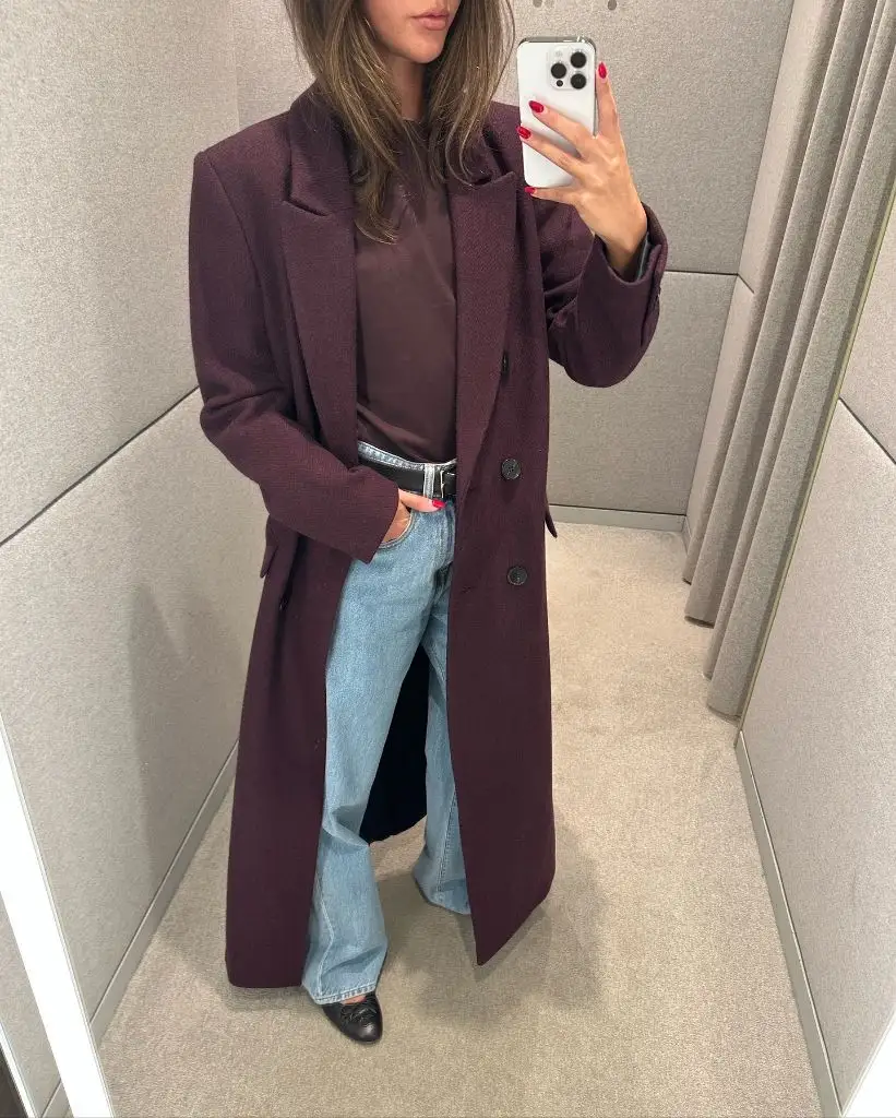 Fall Professional Outfits Women 2026 Plum Longline Coat For Cold Morning Commutes