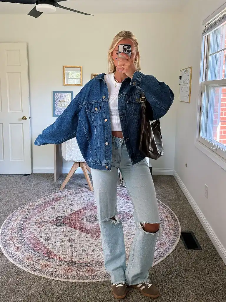 Comfy Fall Outfits 2026 Oversized Denim Jacket and Ripped Jeans for a Double-Denim Day