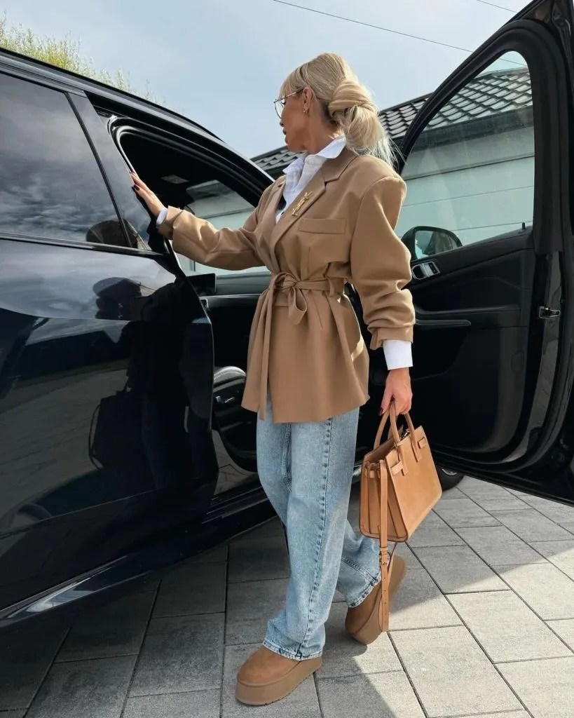 Nice Fall Outfits 2026 Belted Camel Blazer With Light Jeans and Platform Boots