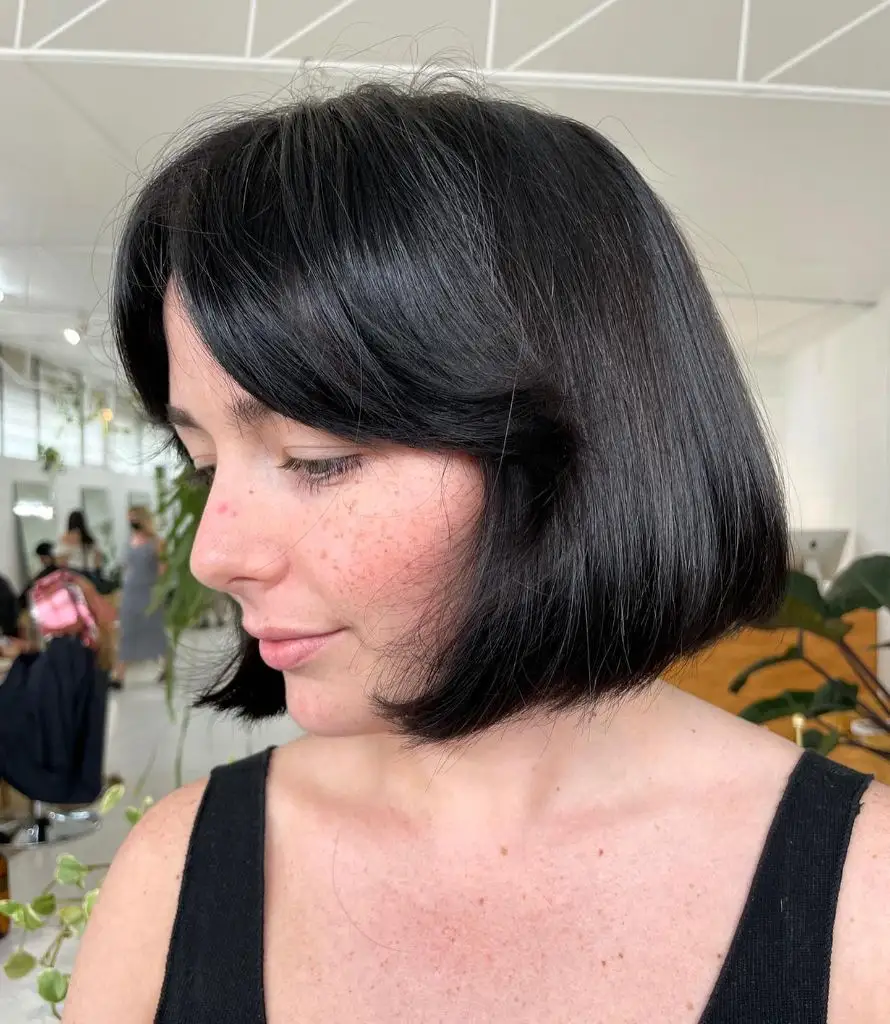 Fall Hairstyles for Short Hair 2026 Polished Rounded Bob with Micro Bangs