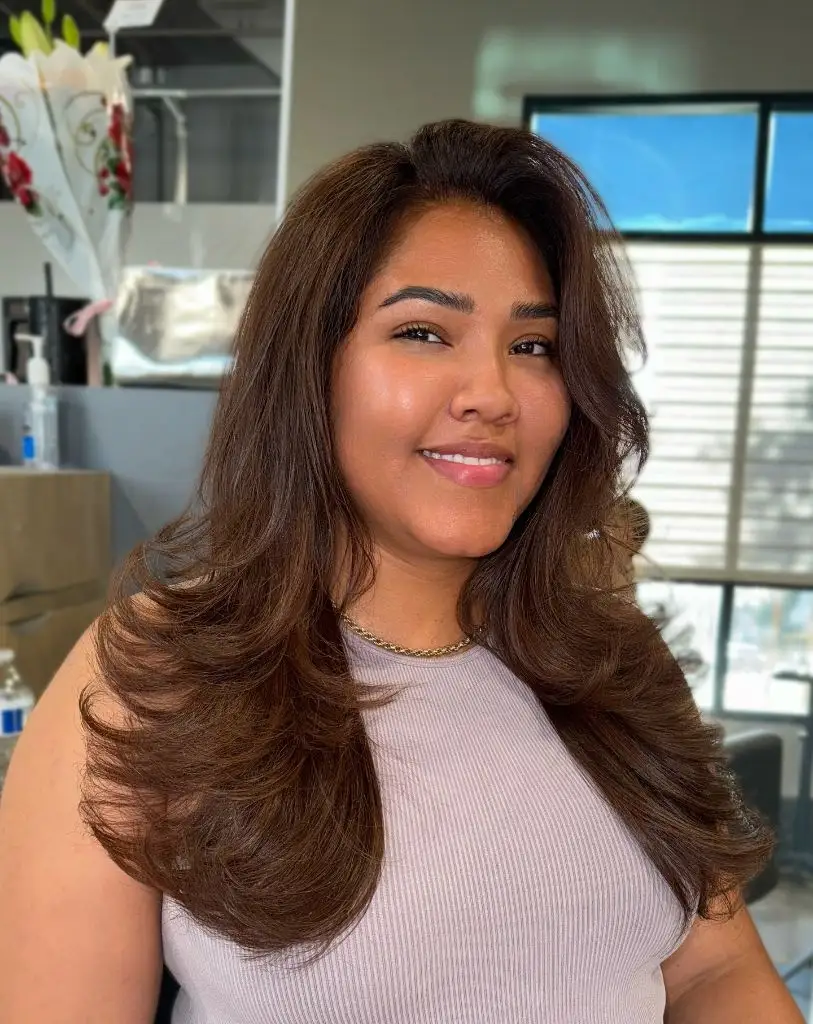 Fall Hairstyles 2026 Warm Chestnut Blowout with Face-Framing Volume