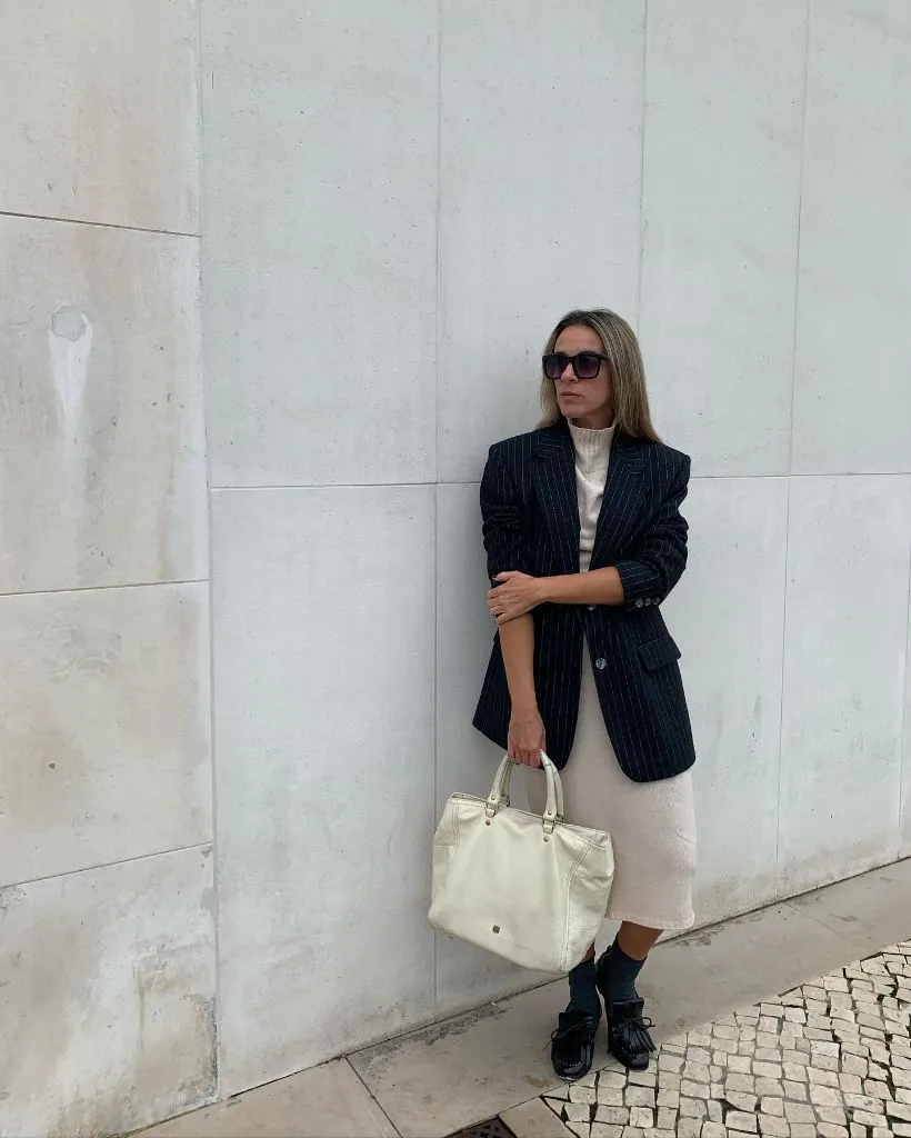 Fall Mom Outfits 2026 Navy Pinstripe Blazer Over Cream Knit Dress