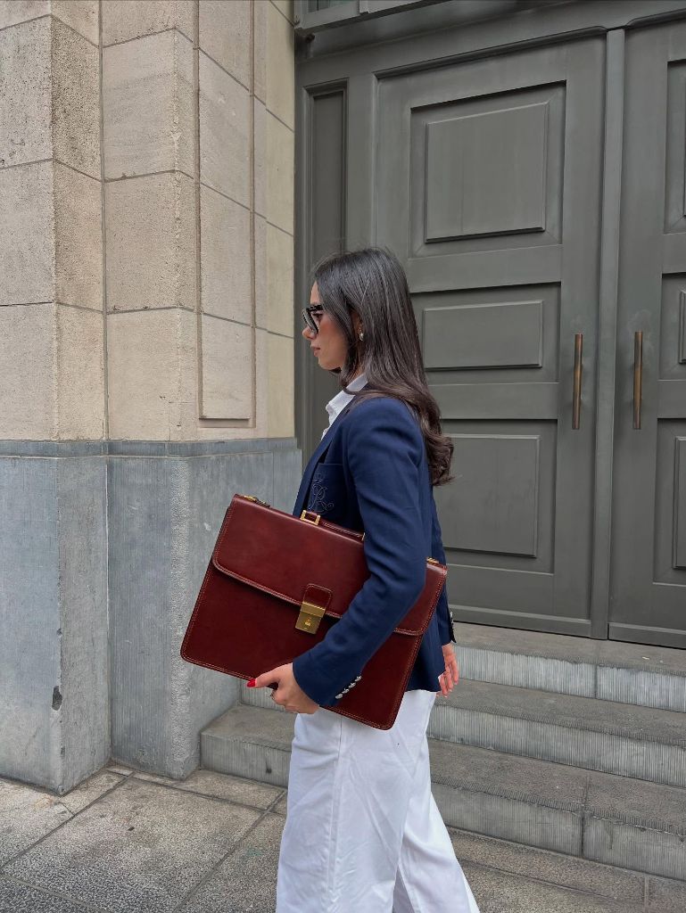 Fall Professional Outfits Women 2026 Navy Blazer With White Trousers And Leather Briefcase