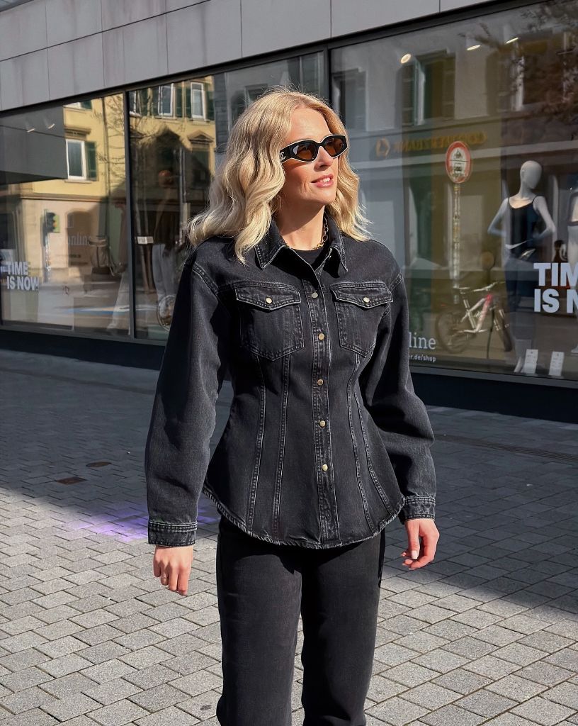Fall Classy Outfits Women 2026 Washed Black Denim Shirt and Trousers for Bright Sidewalk Sun