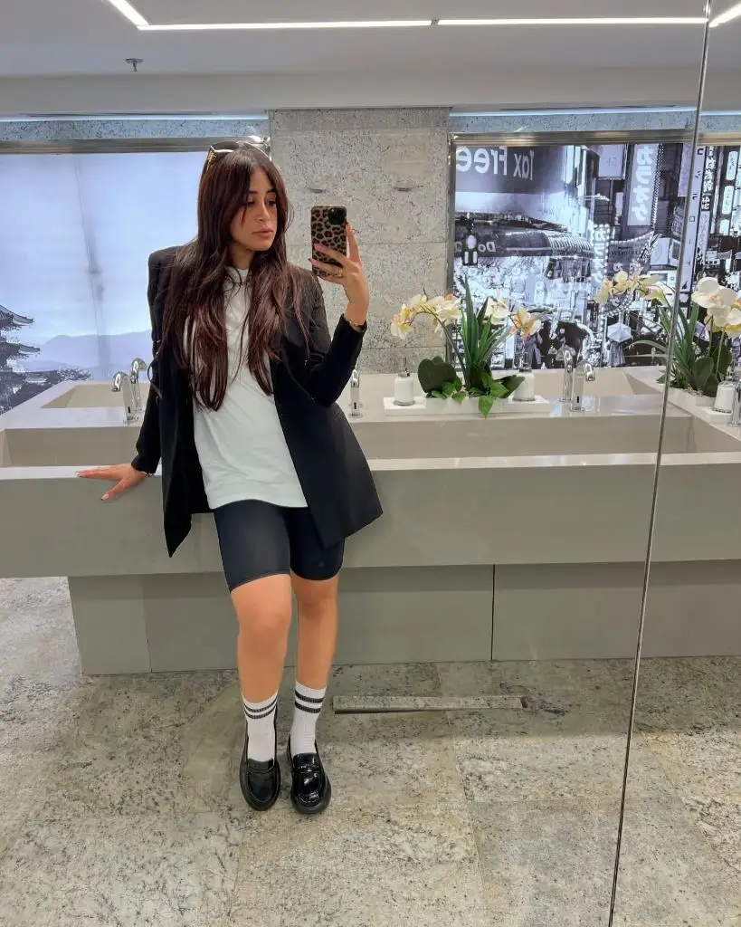 Comfy Fall Outfits 2026 Oversized Blazer and Bike Shorts for Traveling Light