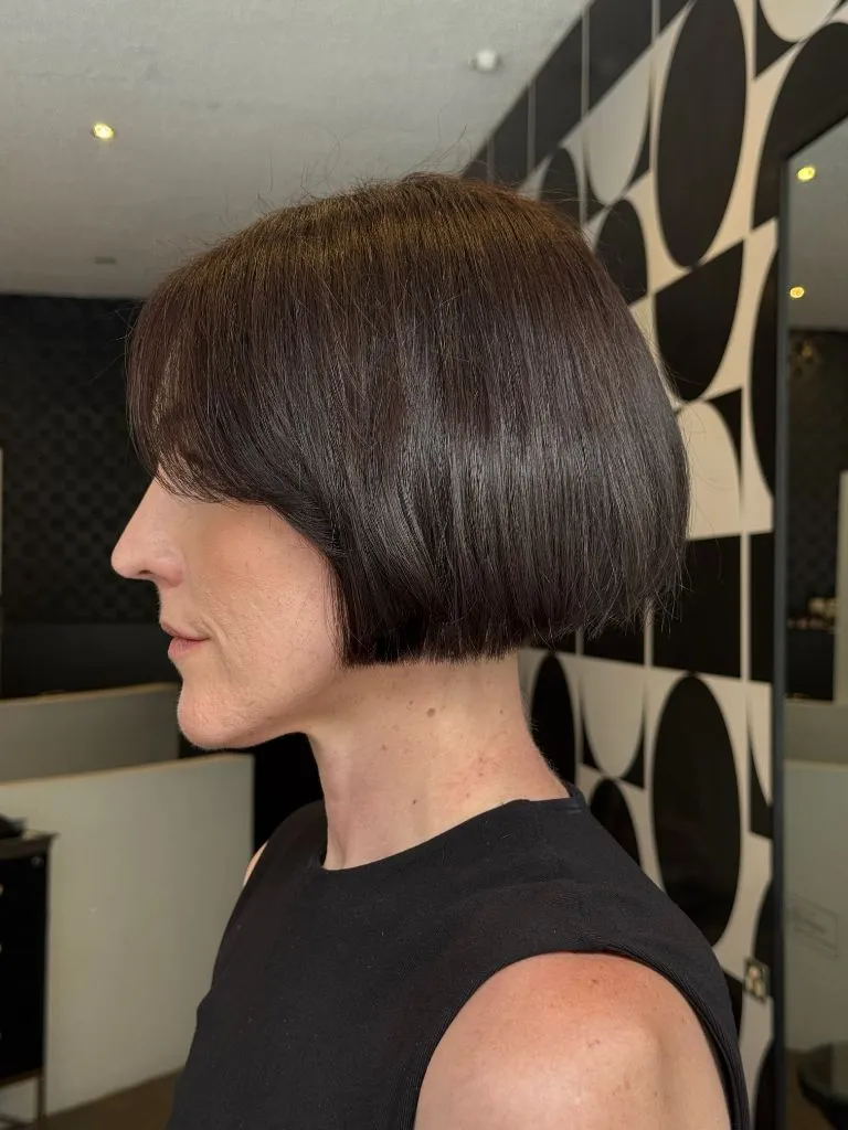 Fall Hairstyles for Short Hair 2026 Geometric French Bob with Blunt Bangs and Sleek Finish