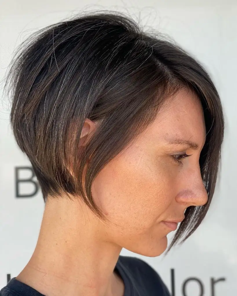 Bobbed Haircut for Women 2026 Short Stacked Bob with Tapered Nape and Subtle Highlights