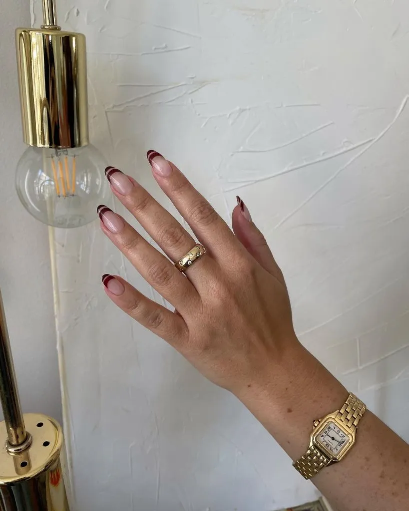 Fall Burgundy Nails With Design Burgundy French Tip Nails: Timeless Fall Burgundy Nails With Design Elegance