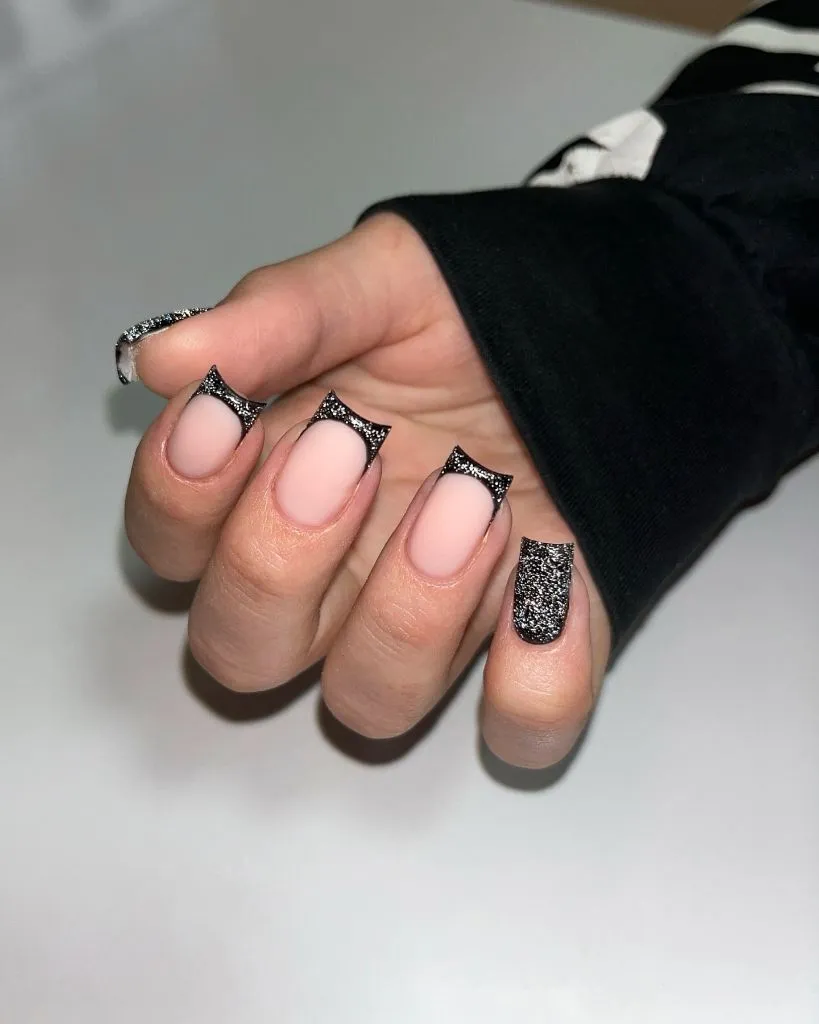 Fall Medium Nail Ideas 2026 Matte Pink Nails With Black Glitter Gothic French Tips
