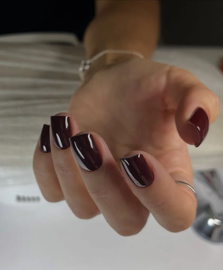Simple Fall Short Nails Deep Oxblood Glossy Simple Fall Short Nails