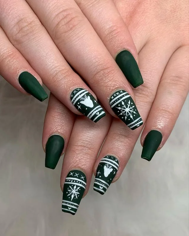 Matte Forest Green Sweater Coffin Nails sweater nail art design