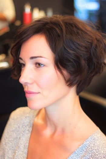 Wavy textured pixie bob short hair hairstyle