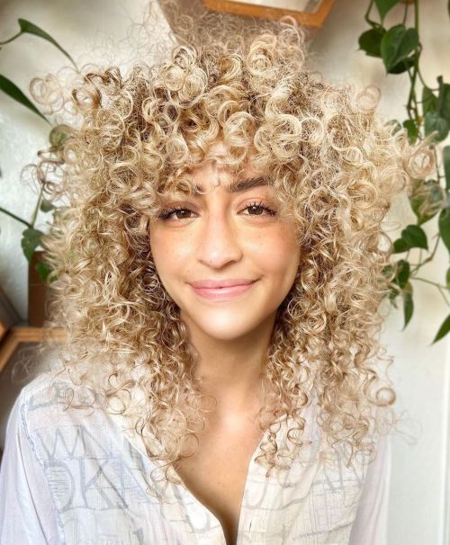 Natural hair shag cut