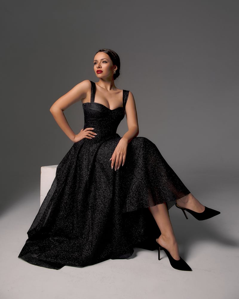 Black Dress with Black Shoes for a Polished Day Out dark outfit