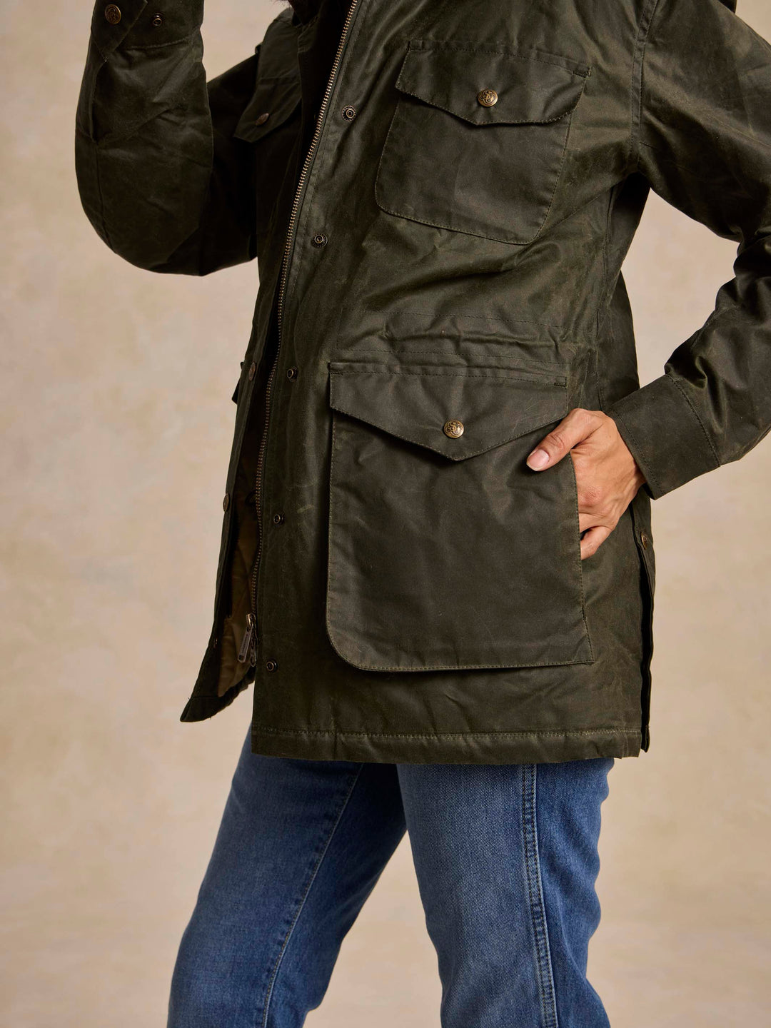 Women's rangewax barn coat studio outfit