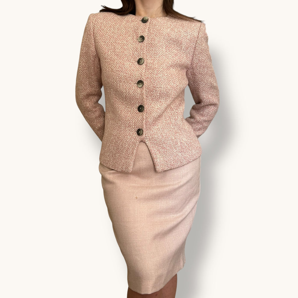 Pink tweed jacket and pencil skirt suit vintage style outfit