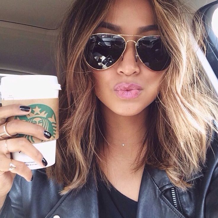 Messy Lob with a Middle Part and Razor Layers lob haircut
