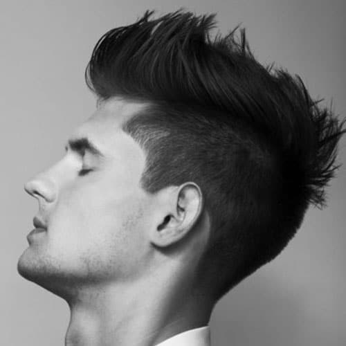 Spiky disconnected undercut with longer textured top