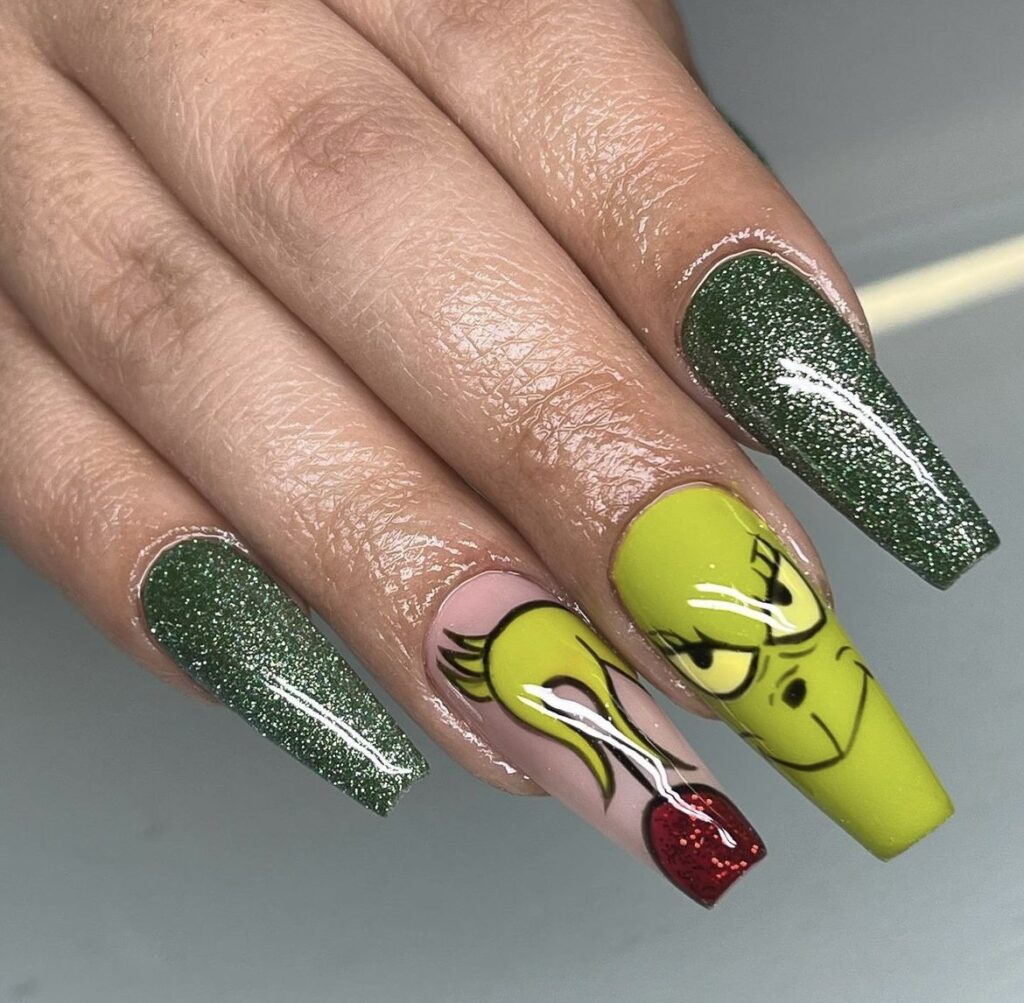 Bold Grinch Face on a Clean Base grinch christmas nail design