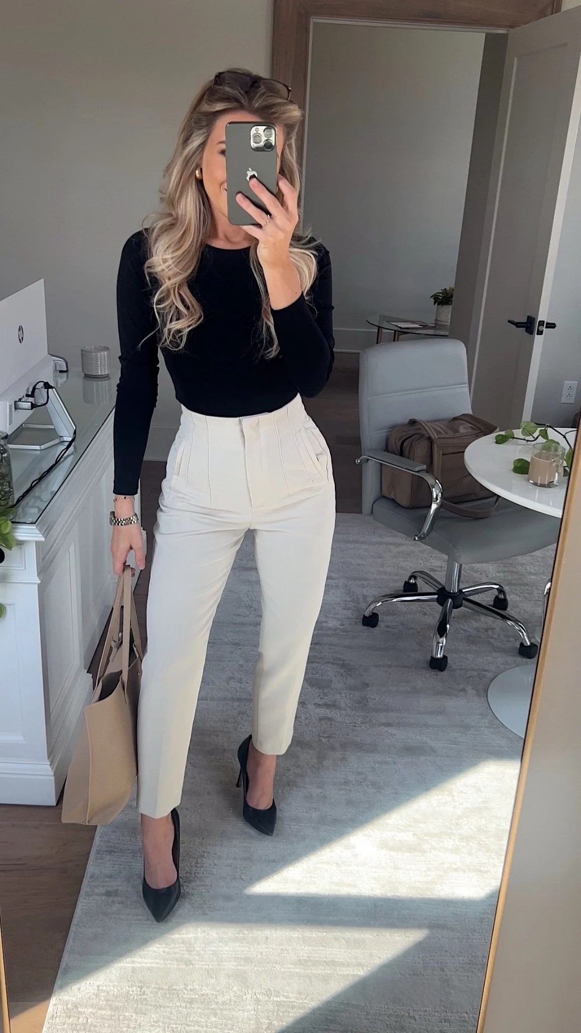 High-waist tailored trousers with long-sleeve bodysuit