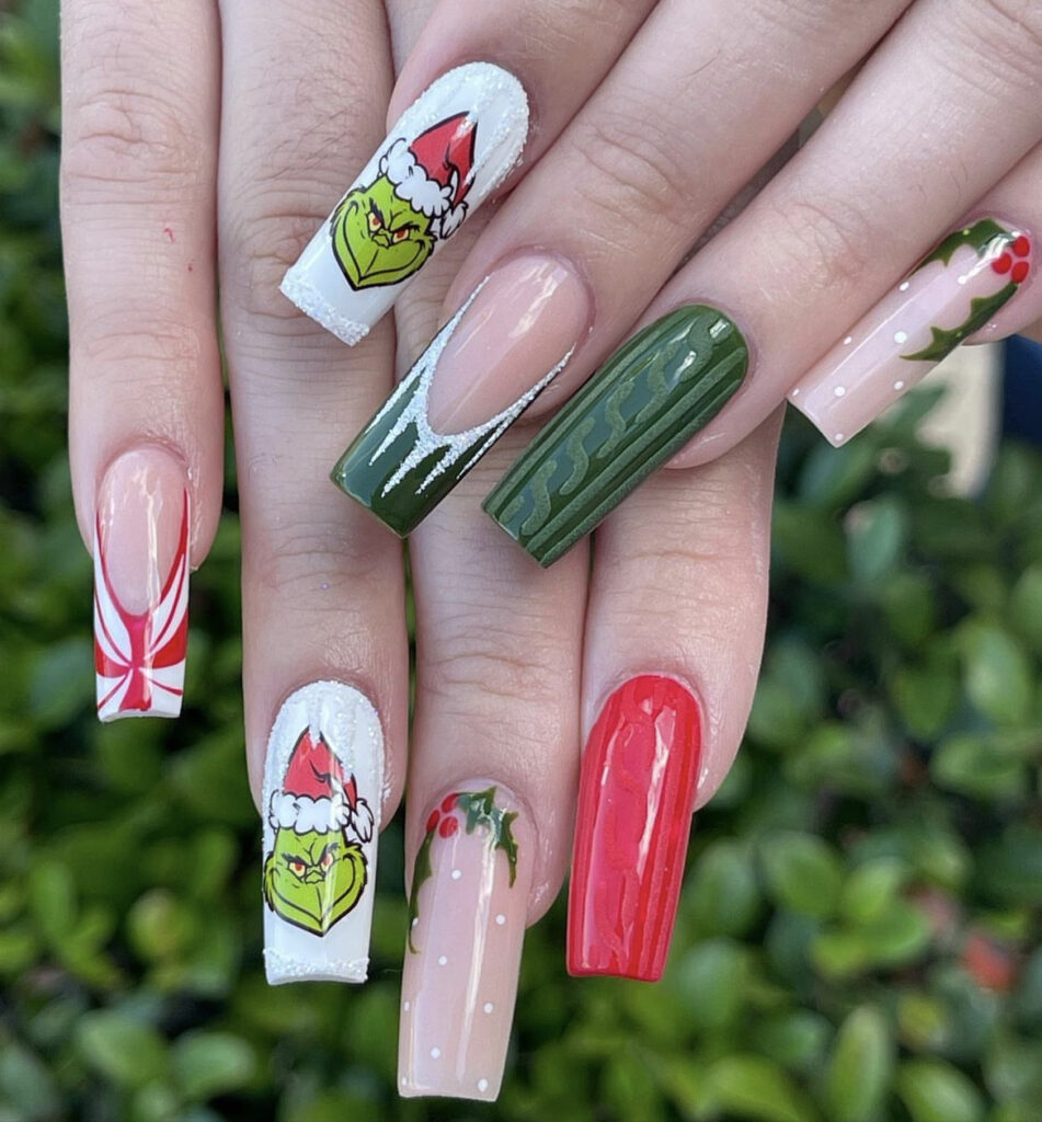 Mistletoe and a Mischievous Grinch grinch christmas nail design