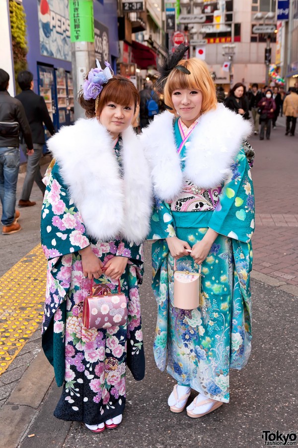 Teal Floral Furisode with White Fur Stoles Japanese outfit
