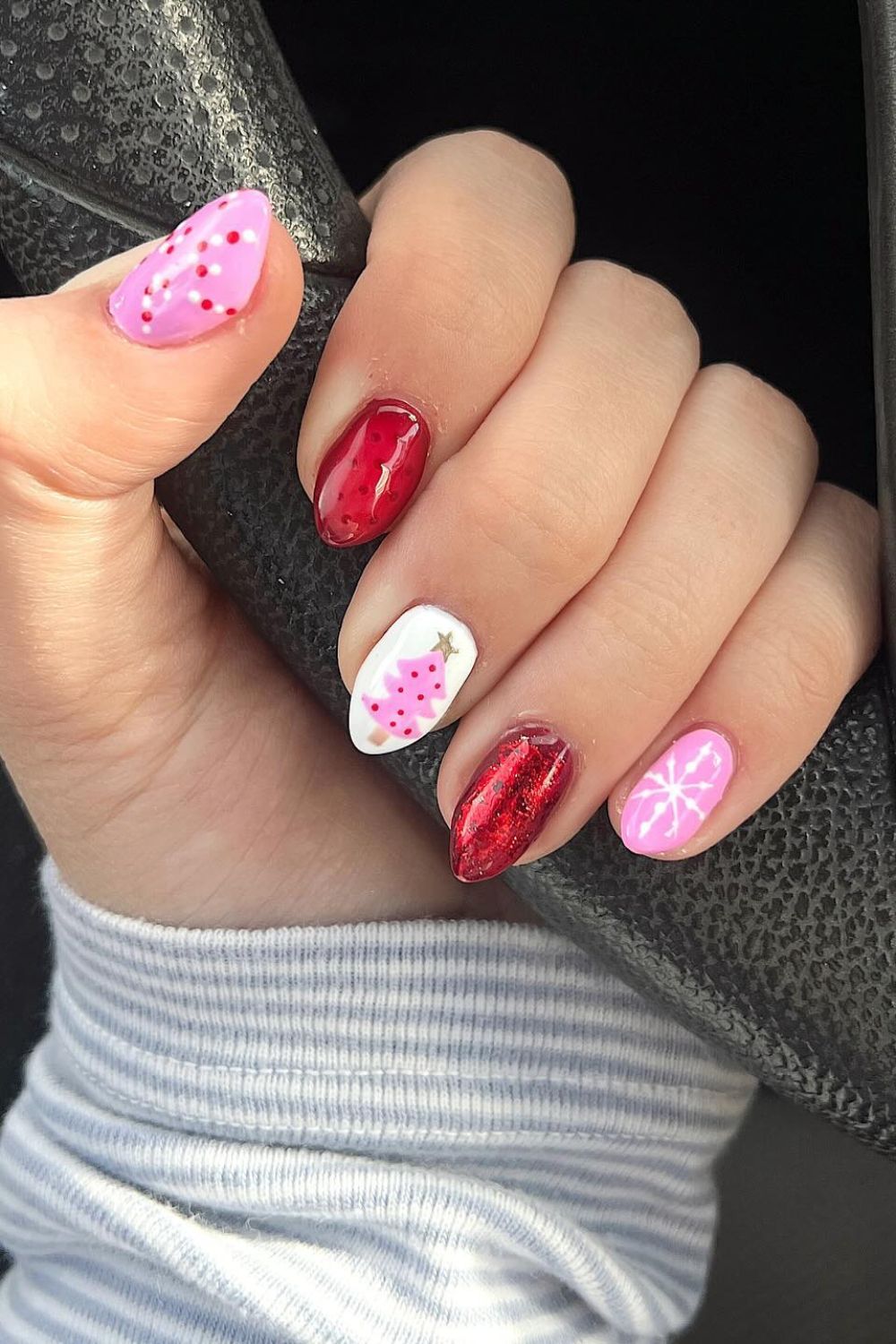 Sparkling Red and Pink Festive Snowflake Nails snowflake nail art design